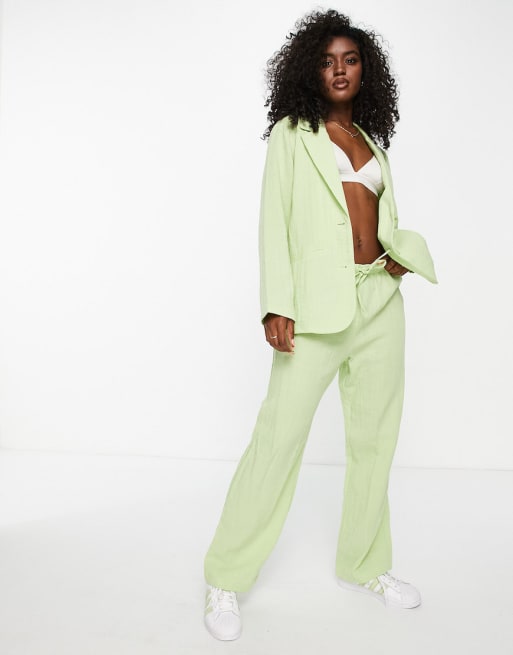 Monki - Blazer e pantaloni allacciati in vita