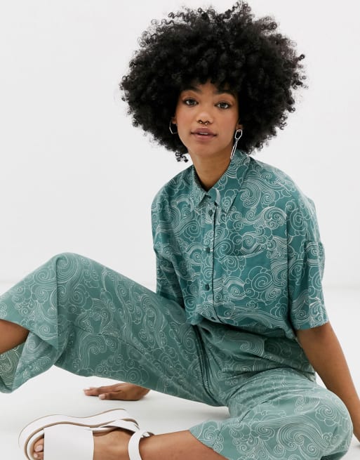Monki – Oversize-Hemd und weitgeschnittene Hose in Türkis mit Wolkenmuster im Set