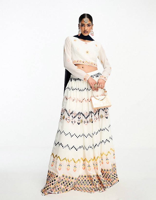 Nesavaali - lehenga embroidred long sleeve crop top, maxi skirt and dupatta co-ord