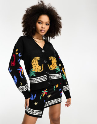 Never Fully Dressed – Strickrock in Schwarz mit Leoparden-Motiv, Kombiteil