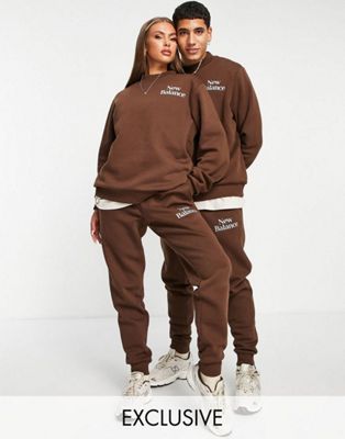 New Balance Cookie joggers in brown and beige