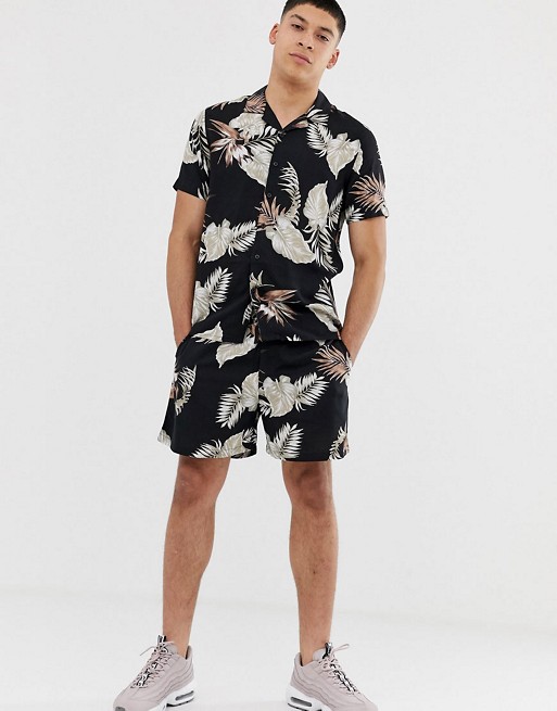 New Look co-ord in leaf print