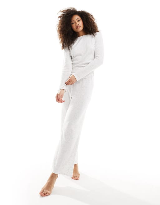 New Look – Gerippter Pyjama in Weiß