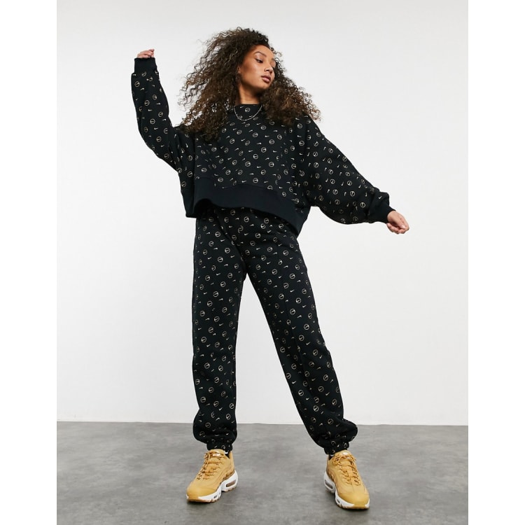 All nike hot sale tracksuits