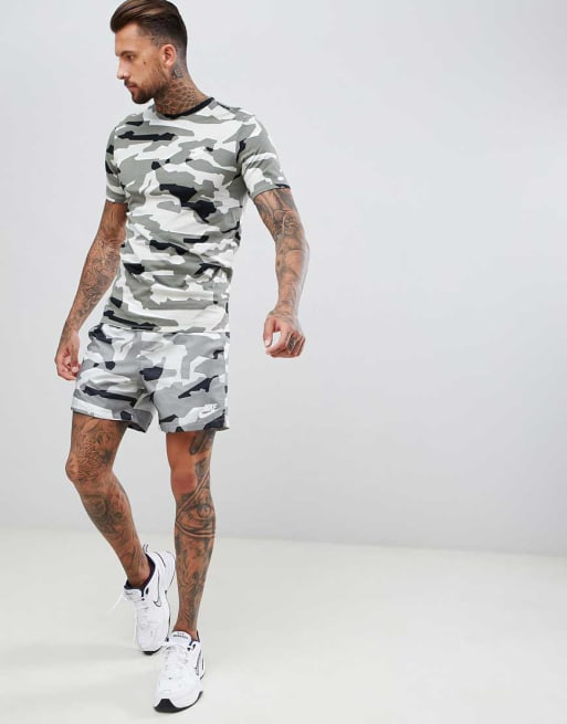 Nike - Combi-set met camouflageprint in grijs 