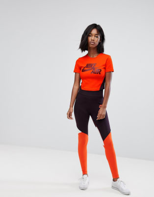 nike t shirt and leggings