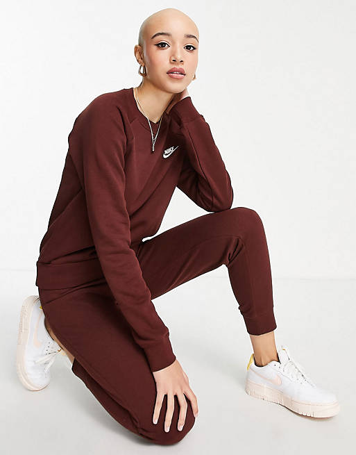 Nike essential fleece tracksuit in burgundy
