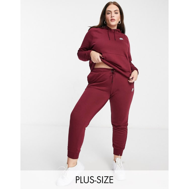 Nike Plus essential tracksuit |