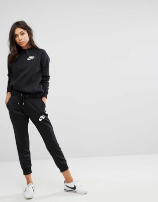 nike rally crew neck sweatshirt