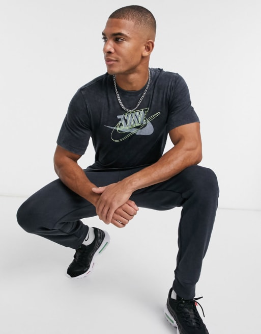 Nike Retro Pack tracksuit in black | ASOS