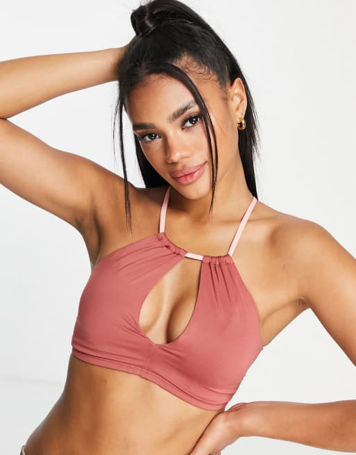 Nike swim best sale high neck swimsuit