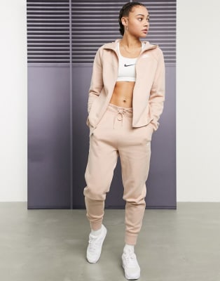 beige nike sweatsuit