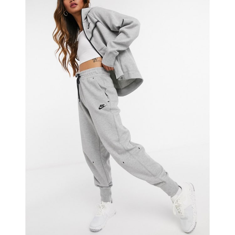 Grey nike hotsell tech pants