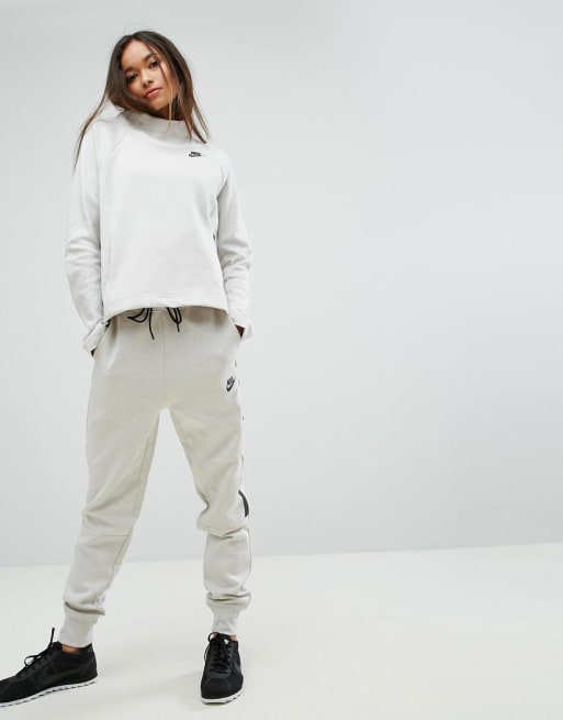 Nike Tech Fleece Sweatshirt & Sweat Pants Co-ord