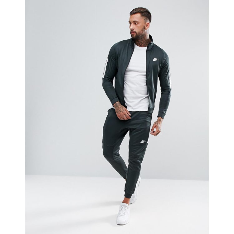 Black nike shop tribute tracksuit