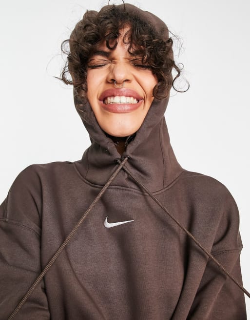 Nike Unisex mini swoosh oversized tracksuit in baroque brown | ASOS