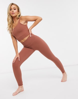 nike yoga top