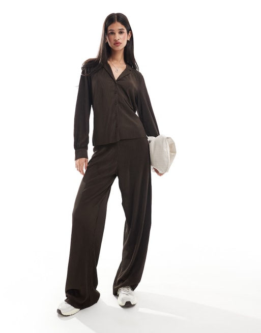 Object - Ensemble pantalon ajusté et t-shirt plissé ajusté - Marron chocolat