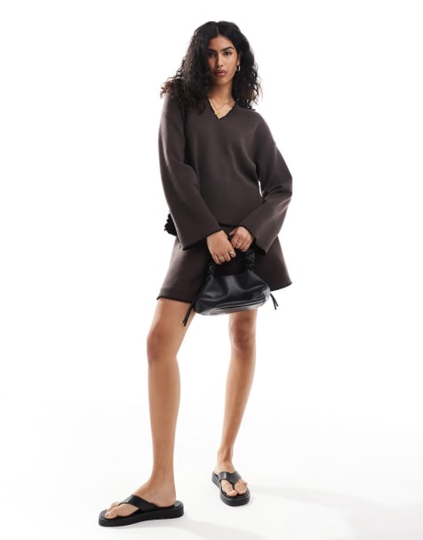 Object – Gestricktes Set mit Oversize-Pullover mit V-Ausschnitt und Skater-Rock mit Kontrastbesatz - view 1
