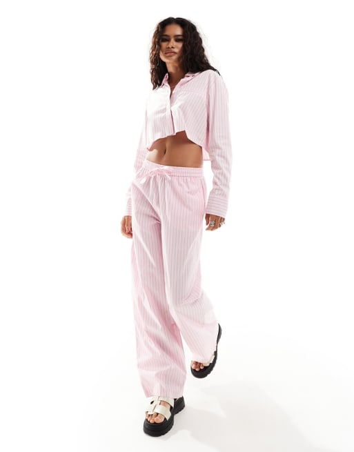 ONLY - Gestreepte co-ord set met cropped overhemd en broek in roze en rood