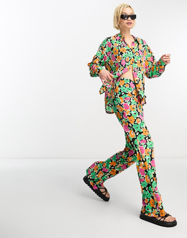 ONLY - oversized shirt and flared trouser co-ord in multi floral