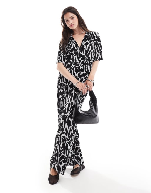 ONLY shirt & pants set in abstract flower print