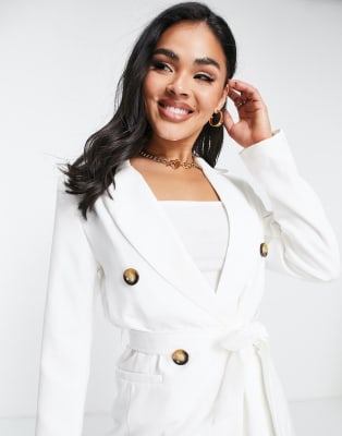 Parisian tailored set in white