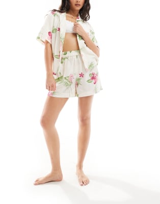 Tropical 3