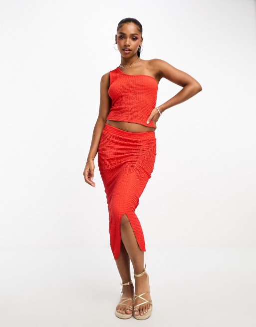 One shoulder crop top red hot sale