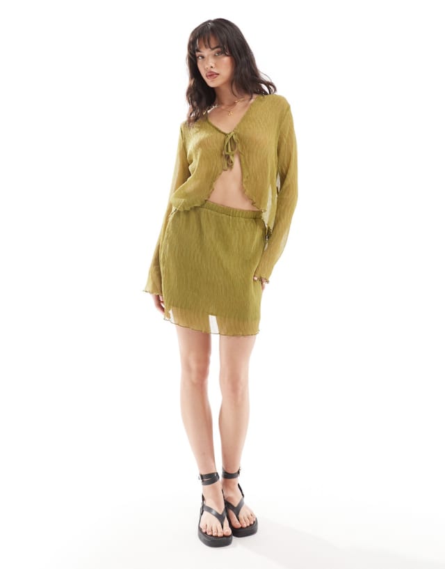 Pieces - woven sheer plisse tie front top and mini skirt co-ord in green