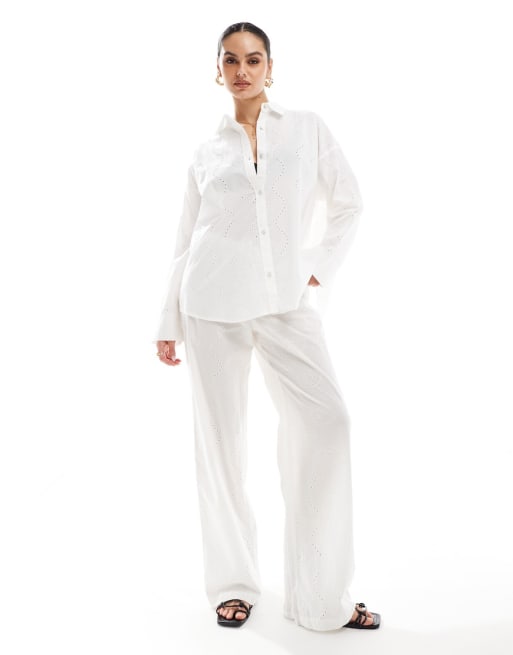 Pull&Bear - Co-ord set van overhemd en broek met broderiedetail in wit