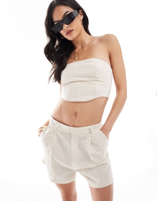 Pull&Bear - Coordinato con pantaloncini e top a corsetto écru gessato