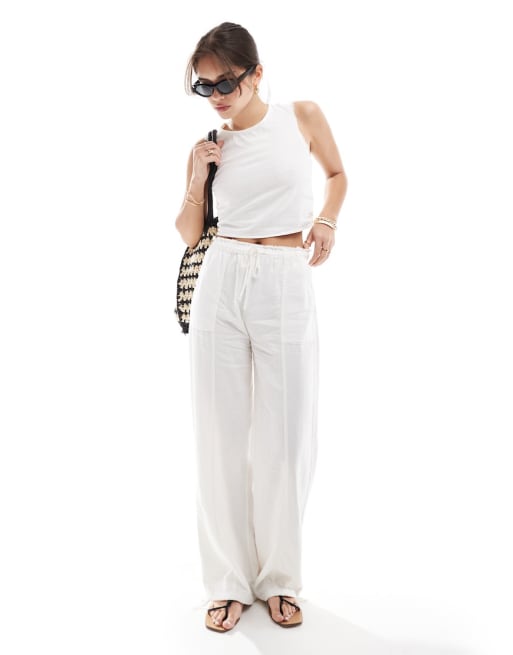 Pull&Bear - Coordinato in lino bianco con top con bordi grezzi e pantaloni