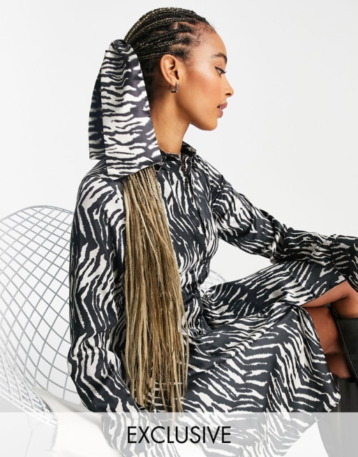 Reclaimed Vintage - Inspired - Hoofddoek en overhemdjurk met zebraprint