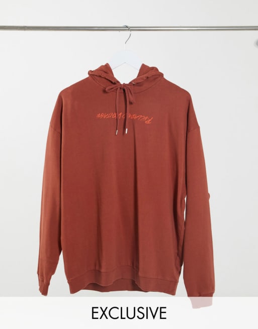 Reclaimed Vintage inspired - Sæt med bordeaux cropped t-shirt og joggingbukser