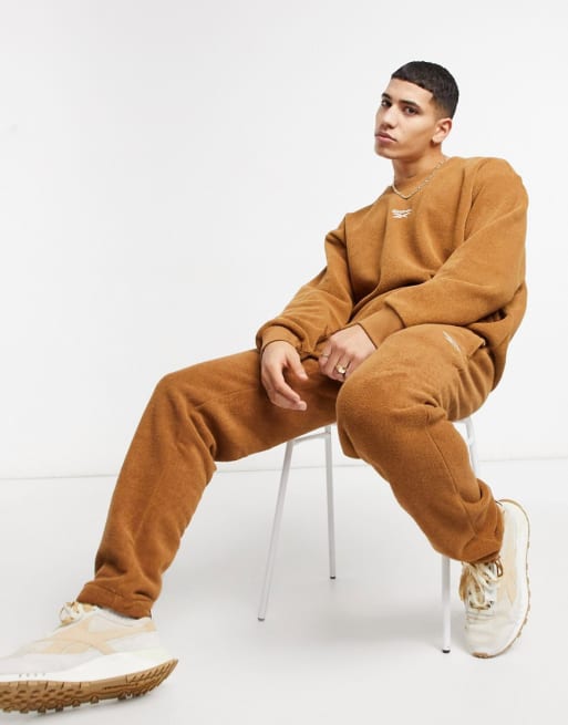 Reebok Classics In esclusiva per ASOS - Toast - Coordinato in spugna terry colore cuoio