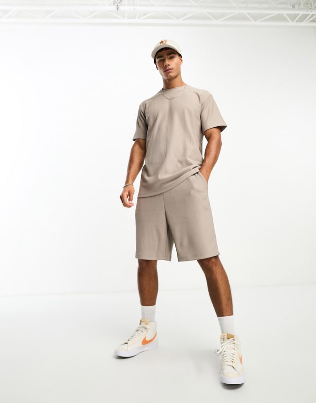 Selected Homme - co-ord plisse in beige