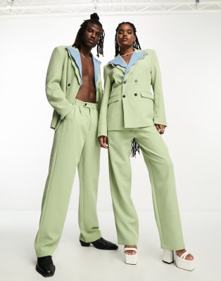Suit 2