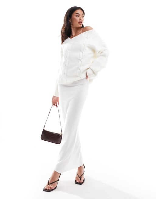 SNDYS - Coordinato premium con maglione asimmetrico con scollo a V e gonna lunga color crema