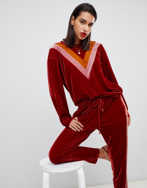 Sofie Schnoor velvet sweater & pants with contrast side stripe two-piece