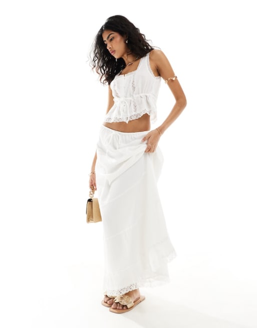 Something New styled by Claudia Bhimra - Coordinato con canottiera con bottoni e gonna lunga bohémien