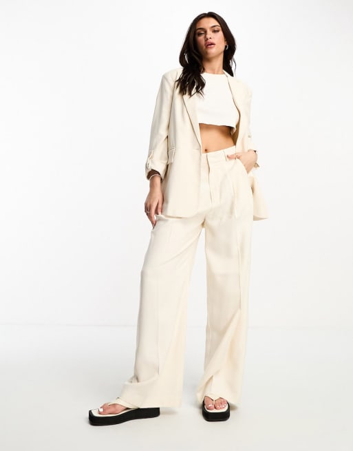 Stradivarius – Figursytt set i oversize med kavaj och vida byxor med plissering