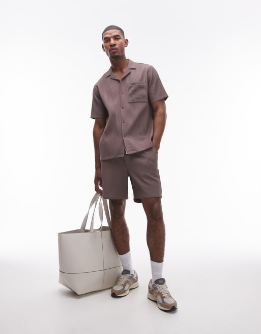 TM - Plissé co-ord set in chocoladebruin