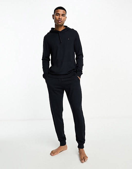 Tommy Hilfiger knitted logo lounge set in navy | ASOS