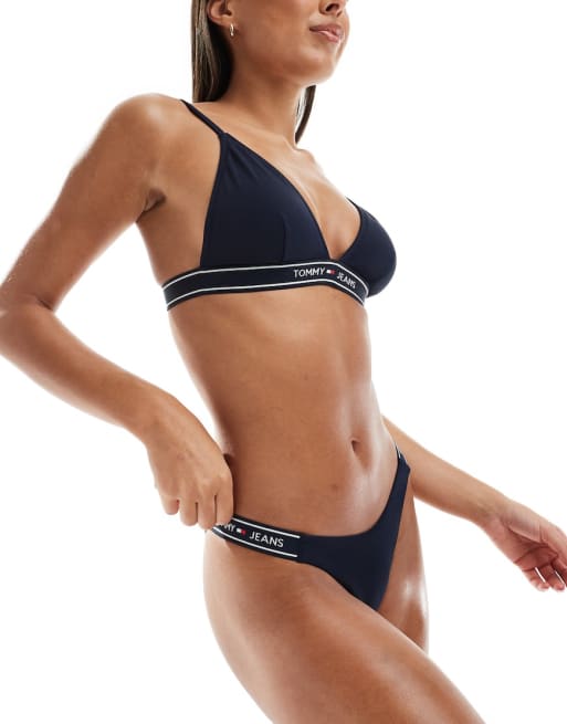 Tommy Jeans - Set bikini con top e slip blu navy con fettuccia con logo