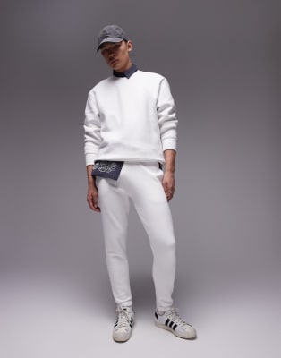 Slim Fit 1
