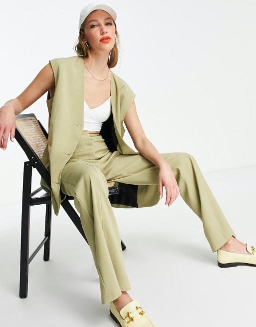 Topshop - Coordinato color salvia con blazer senza maniche