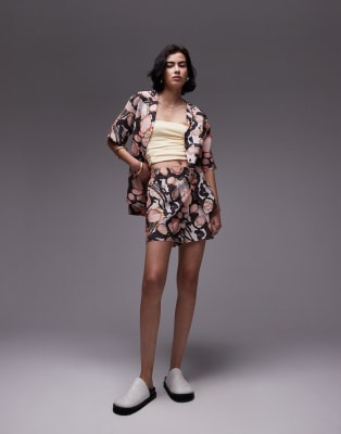 Resort 4