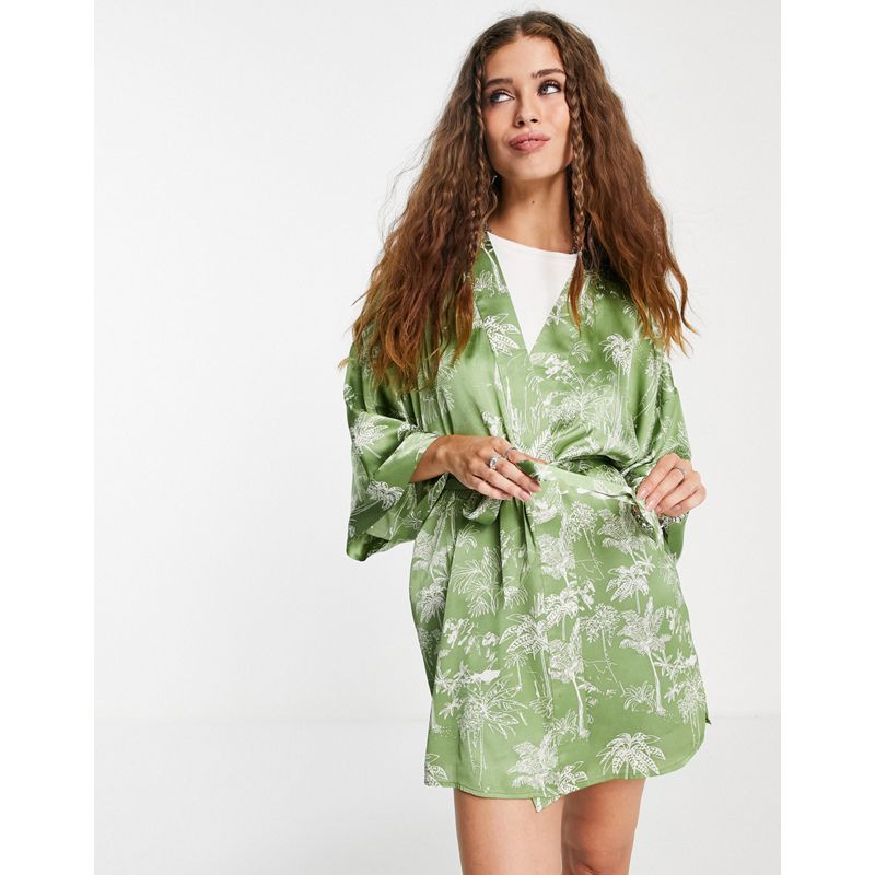 Topshop – Pyjama und Morgenmantel mit Palmenmuster