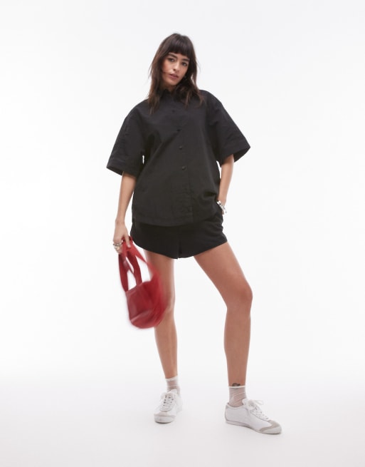 Topshop – Set aus Shorts und Hemd in Schwarz